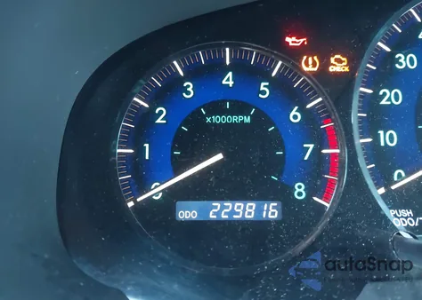 2008 Toyota Sienna Xle z USA, uszkodzony, nr VIN 5TDZK22C78S165735